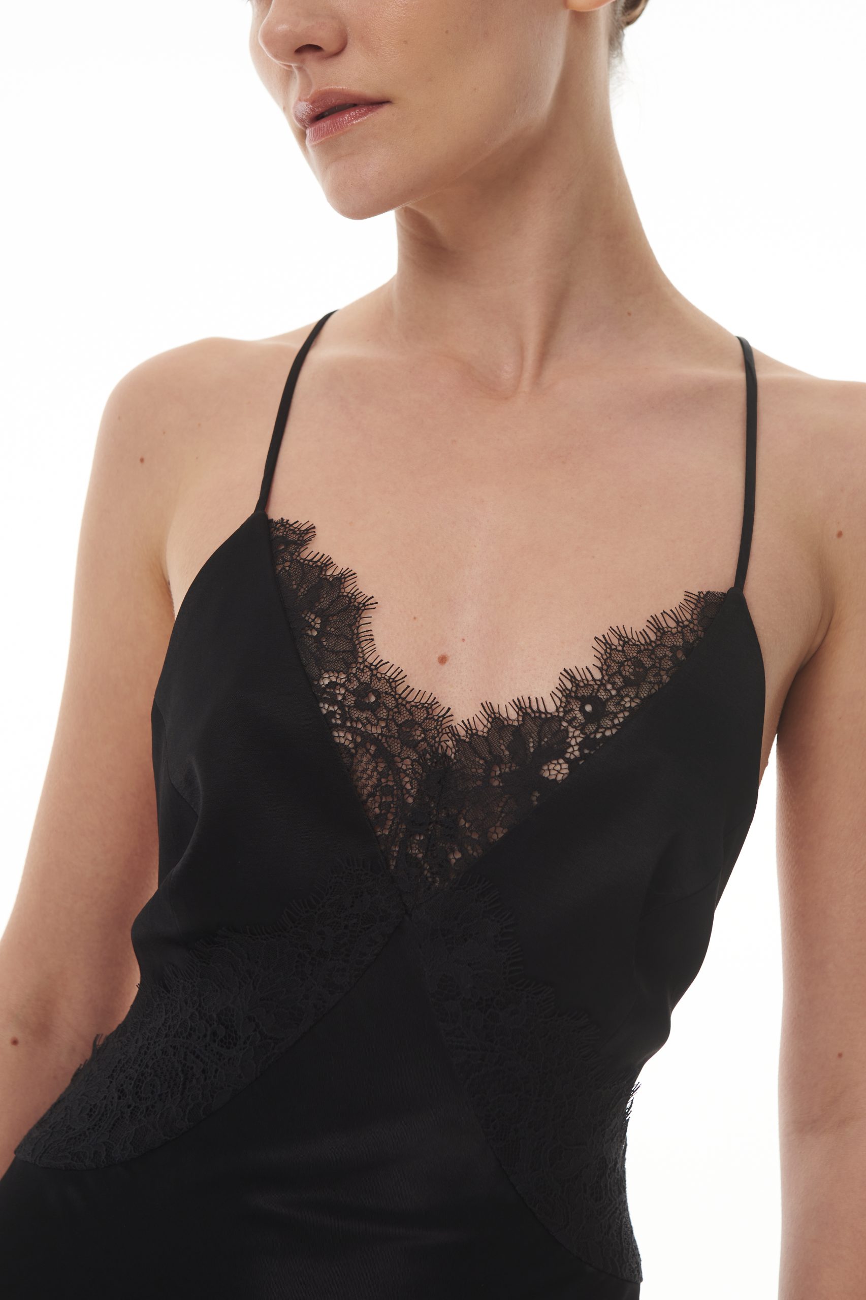 Платье "Лепесток" с кружевом - ЧЕРНЫЙ, L