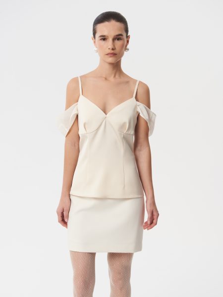 Топ «Between two worlds»